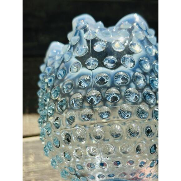 EUC Duncan Miller Blue Opalescent Glass Footed Hobnail Vase Ruffle Crimped - Picture 14 of 16